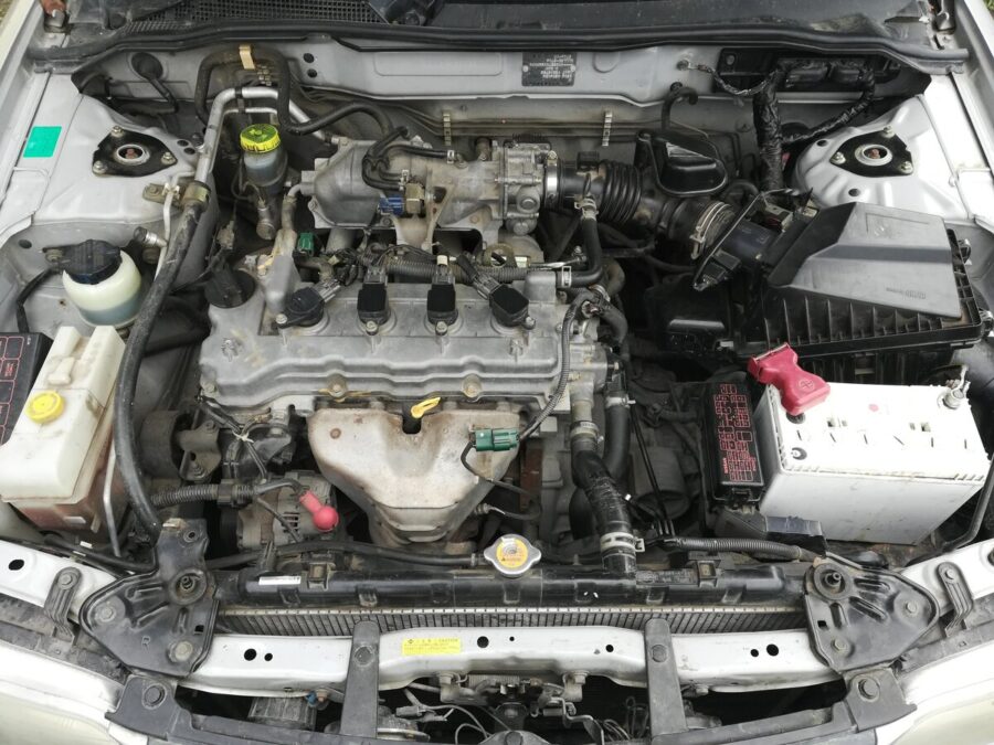 Nissan QG15DE 1,5 liter motor