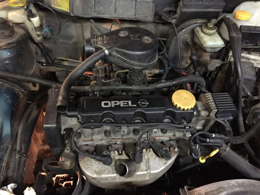 Opel X16SZR-X16SZ 1,6 l motor