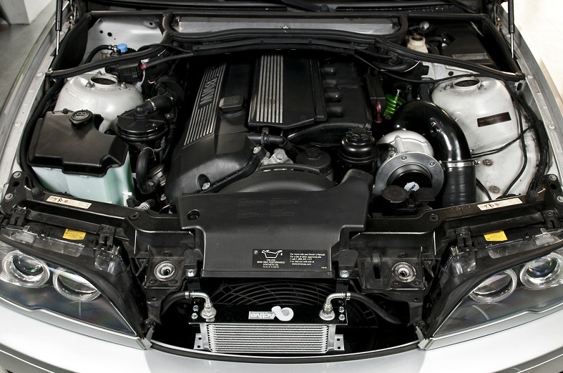 BMW M54B30 motor